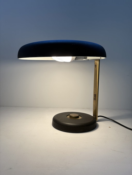 Hillebrand desk lamp model 7004, design Heinz FW Stahl.