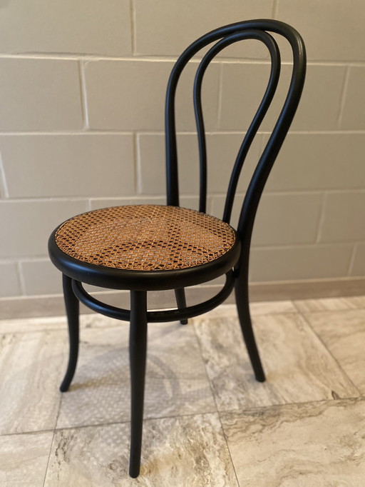 8 chaises Thonet