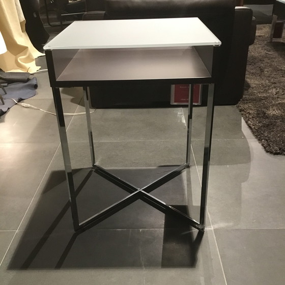 Image 1 of Table d'appoint Ronald Schmitt K453