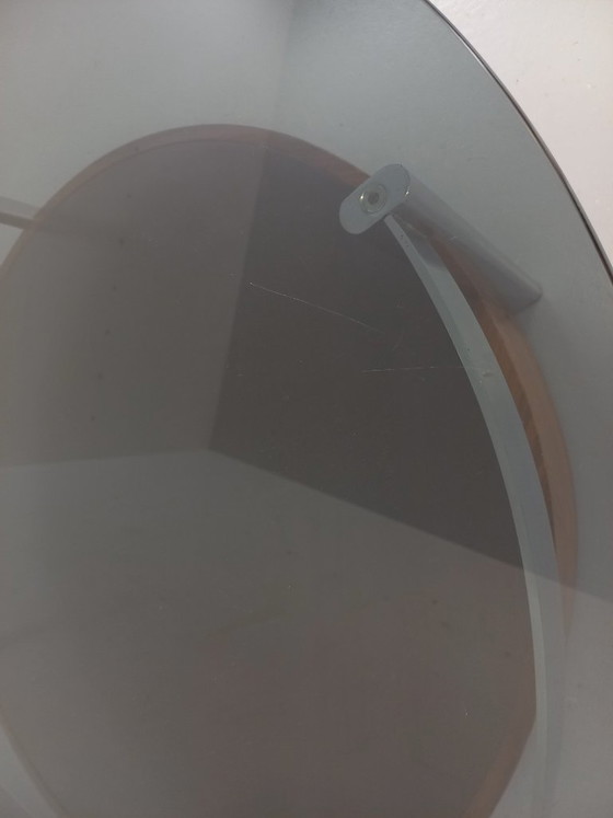 Image 1 of Vintage Italiaanse ronde salontafel uit de jaren 60/70, gemaakt van gebogen palissanderhout, verchroomd metaal en gerookt glas.