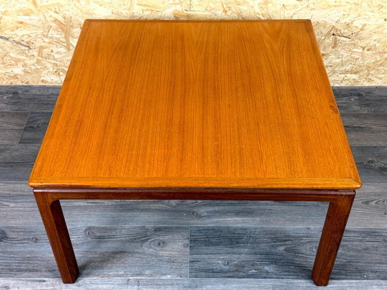 Image 1 of Teakhouten tafel uit de jaren 60/70, bijzettafel, salontafel, Deens design, Denemarken