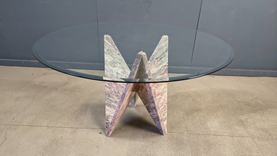 Image 1 of Architectonische eettafel van marmer en glas, jaren 70.