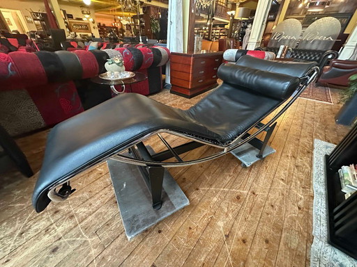 Chaise longue original Cassina LC4 | Le Corbusier