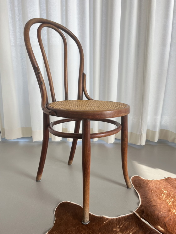 Image 1 of Authentic Thonet No. 18 Bentwood Chair (c. 1919-1922)