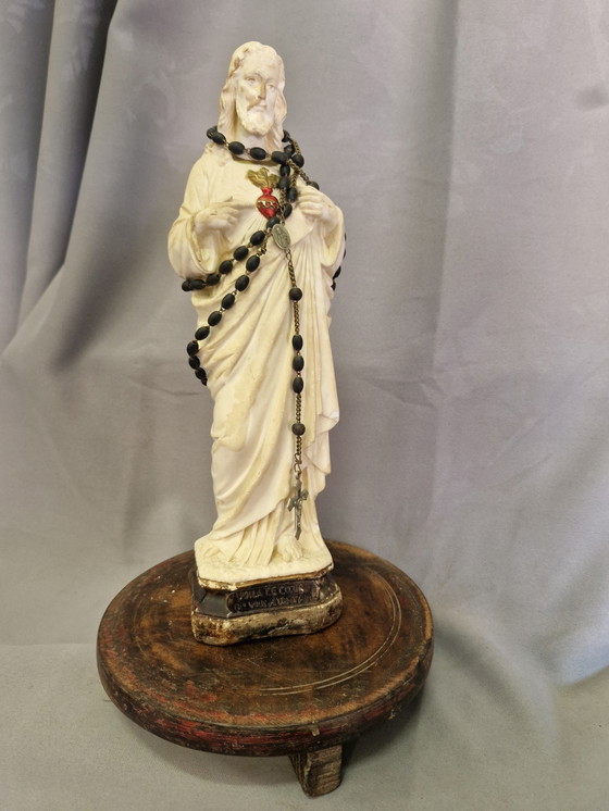 Image 1 of Antica scultura religiosa di Gesù in vaso a campana