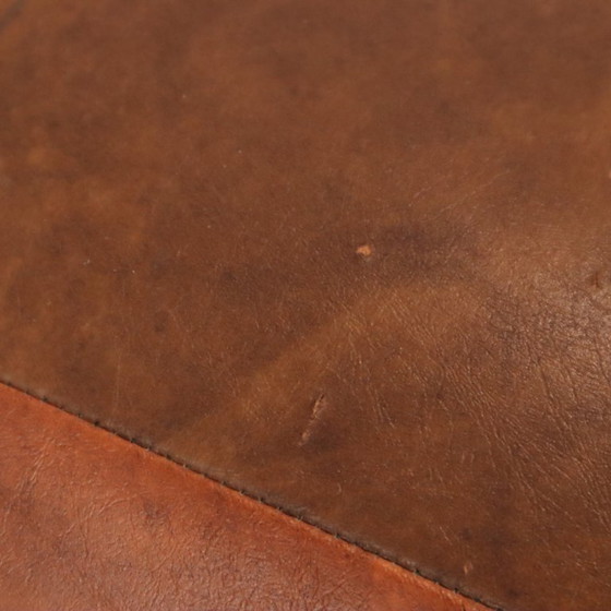 Image 1 of Vintage Poef Tweekleurig Skai Kunstleder