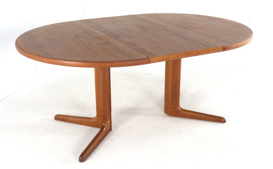 Image 1 of Dyrlund Danish design round 2x extendable dining table vintage