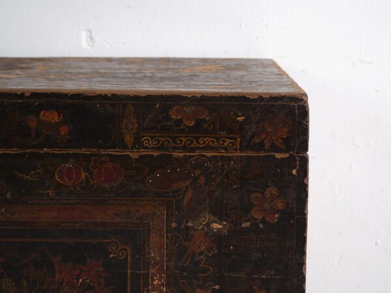 Baule antico dipinto in legno di pino – Cina, circa 1900 – Armadi contenitori, Iron (photo 37 of 40)