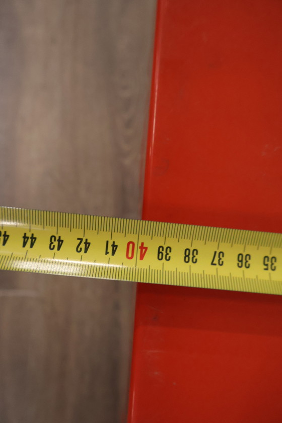 Image 1 of Vintage Kunststof Lak Tafeltje