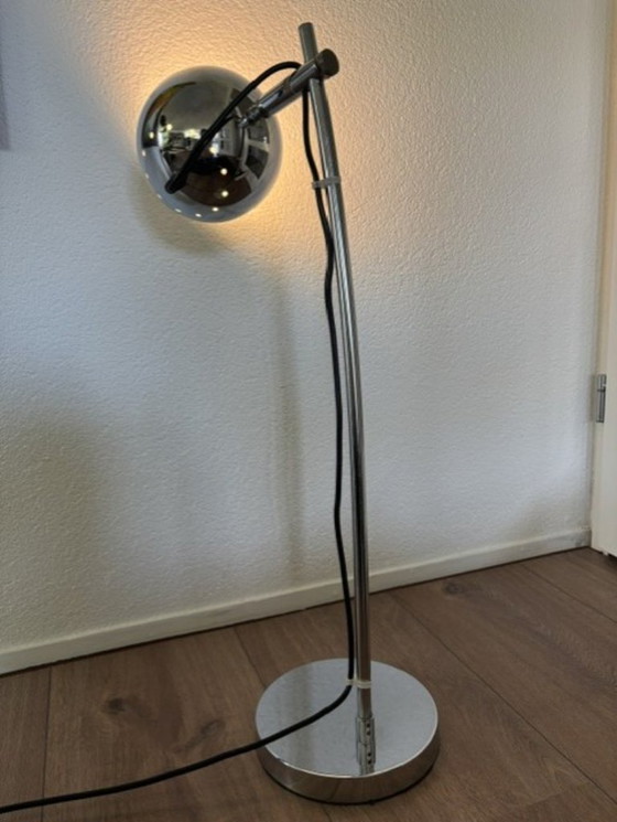 Space Age 70s chrome desk/table lamp – Metal (photo 6 of 10)