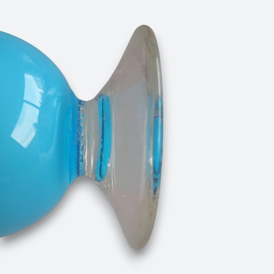 Image 1 of Mid-century studio art glass vaas – opaline cased glass – turquoise – mondgeblazen – Europa (2e helft 20e eeuw)