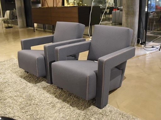 Cassina Armchair 637 Utrecht (New-Never Used) In Soft And Fluffy Wool In Grey Taupe Color 