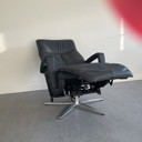 Black leather lift chair Tirso