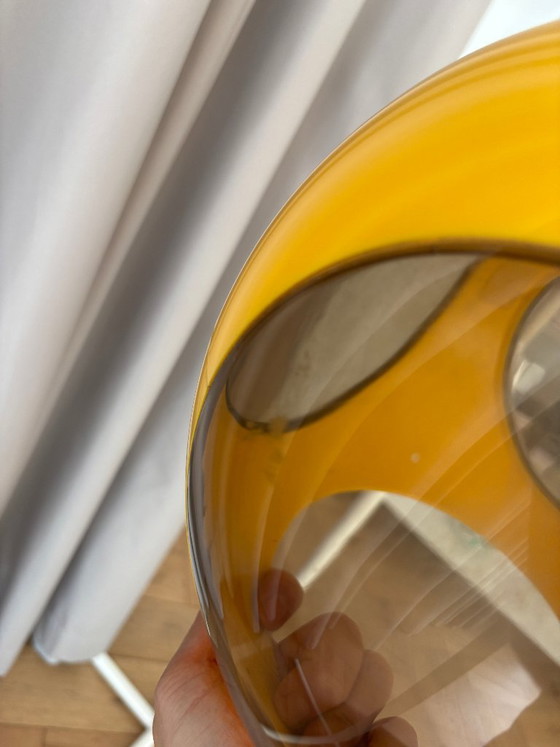 Lampada a sospensione vintage anni '70 a forma di UFO giallo con occhi di insetto, stile Space Age. – Massive (photo 9 of 14)