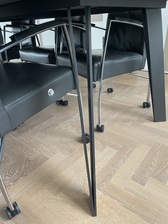 Image 1 of Mesa de comedor de cerámica con diseño único