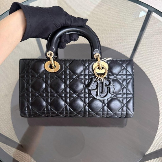 Image 1 of DIOR D-JOY MEDIUM - PELLE DI AGNELLO CANNAGE, NERA, FERRAMENTA DORATA