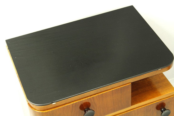 Image 1 of Par de mesitas de noche, década de 1960