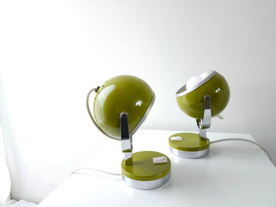 Image 1 of Set of 2 olive green vintage space age eyeball table lamps, metal green and chrome mid-century modern lamp