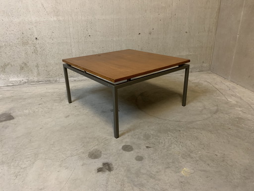 Pastoe coffee table 65x65x35 cm