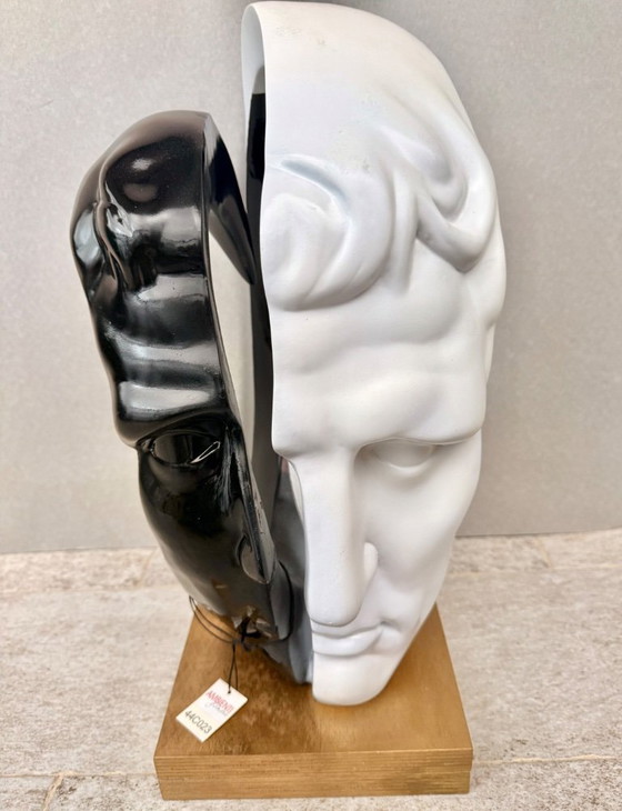 Image 1 of Modern Head Bust Statue Glamorous Environments Head Sculpture Man White