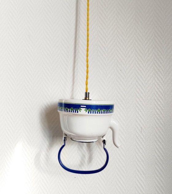Image 1 of Vintage geëmailleerde theepot hangend