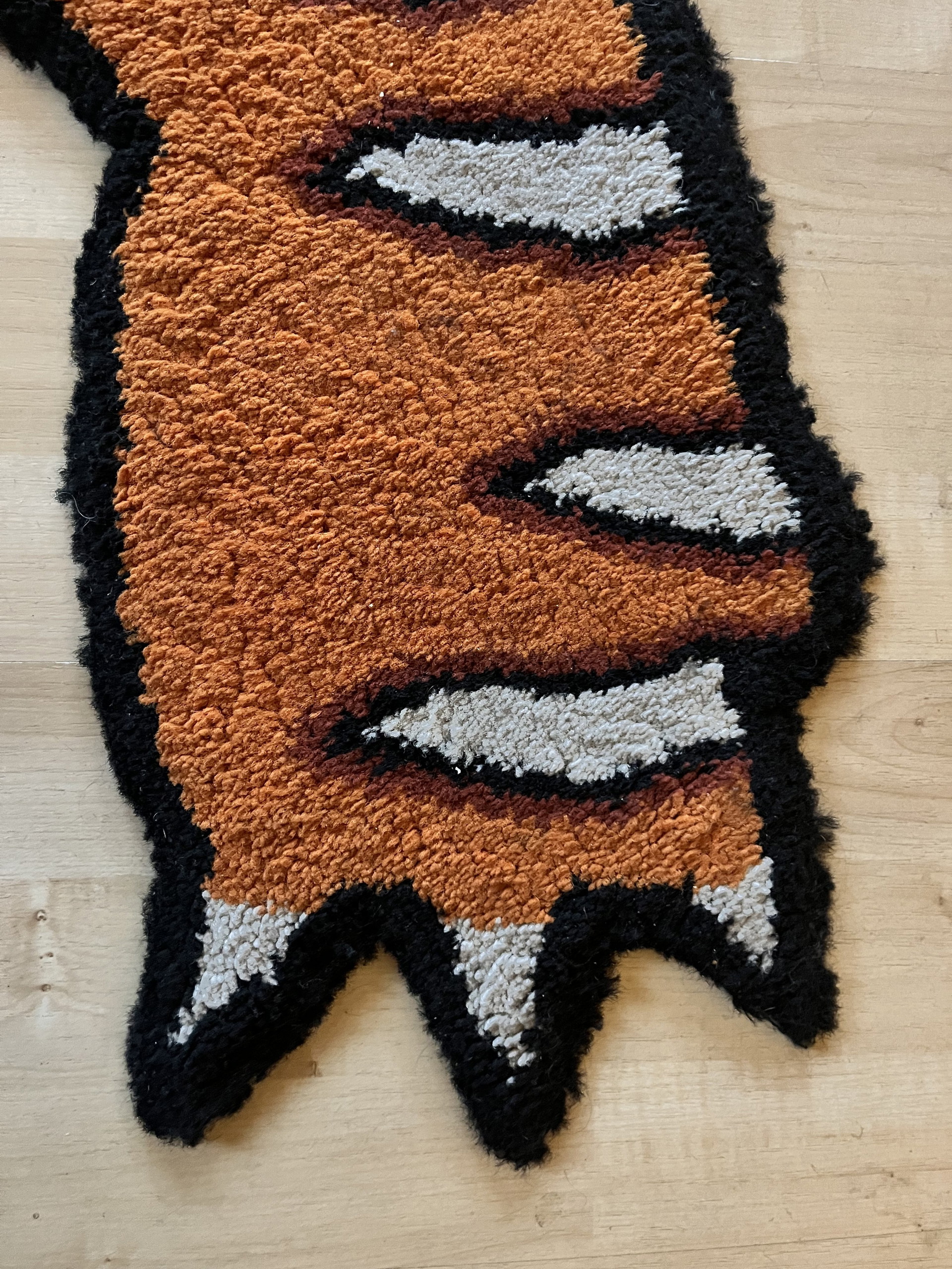 IKEA x Walter van Beirendonck Glodande Tijgertapijt | €810 | Whoppah
