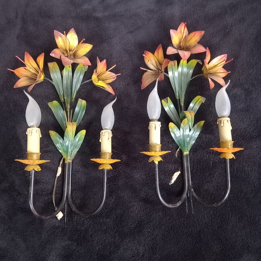 Pair of antique sconce lamps XX sheet metal Iron Flowers Lilies vintage 20th century