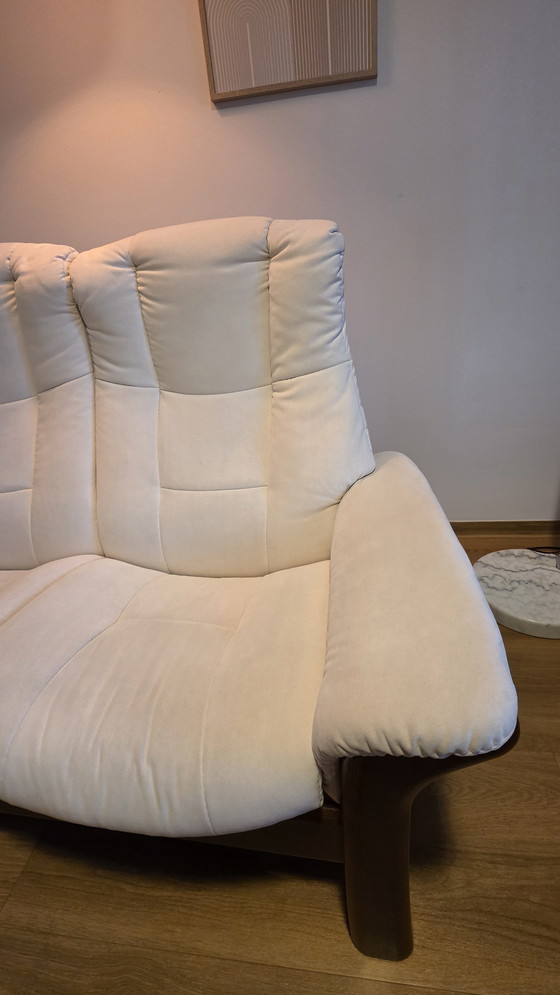 Image 1 of Ekornes Stressless Windsor 3-zitsbank – in topconditie en grondig gereinigd
