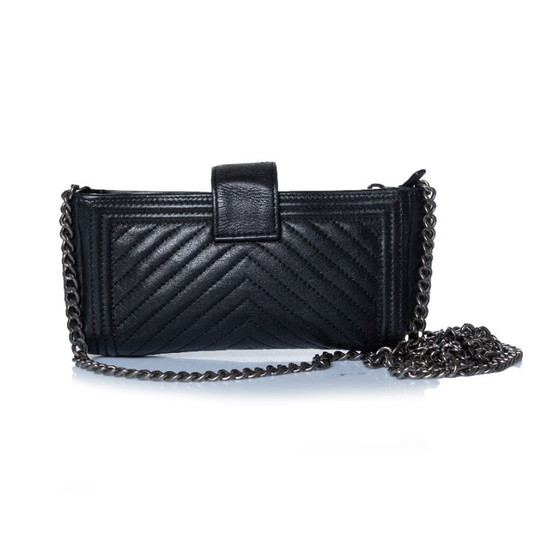 Chanel, custodia porta cellulare Le Boy con motivo a chevron – Borse a tracolla, Lambskin (photo 2 of 12)