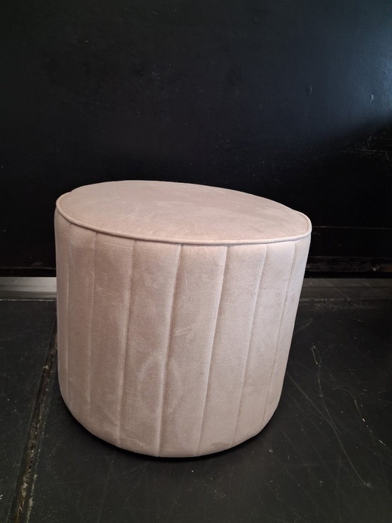 Image 1 of Stool with tracks