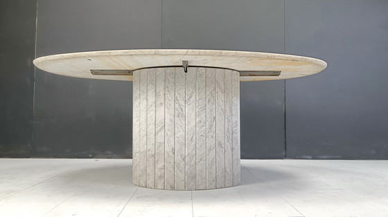 Image 1 of Oval White Marble Dining Table, 1970s