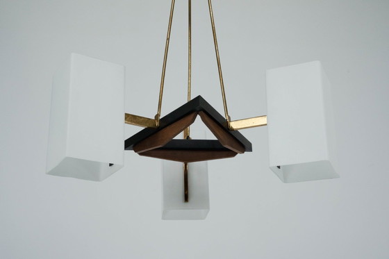 Image 1 of Lampadario a tre bracci di metà secolo, prodotto da Stilnovo. Italia, anni '50.