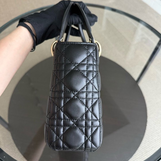 Image 1 of DIOR LADY SMALL - CANNAGE LAMMLEDER SCHWARZ GOLDENE BESCHLÄGE