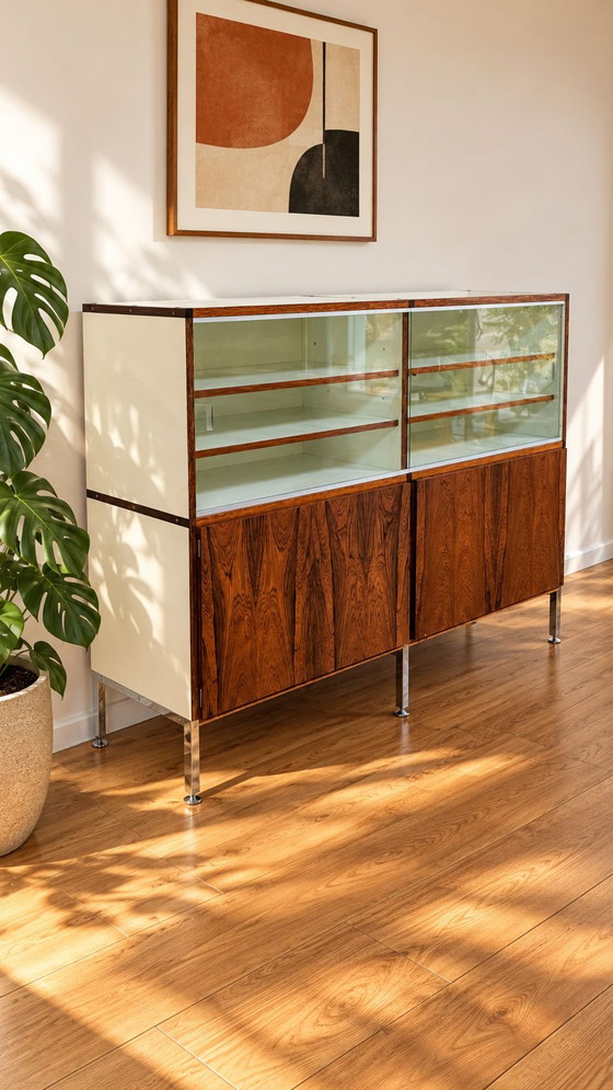 Vintage modernist design Bookcases – Glass, Wood (photo 4 of 9)