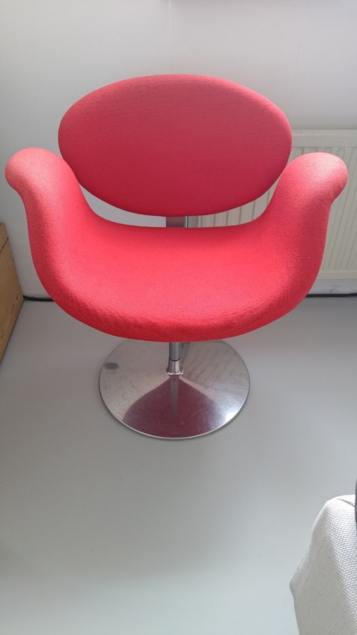Artifort Pierre Paulin Table and 4 x Little Tulip Chairs