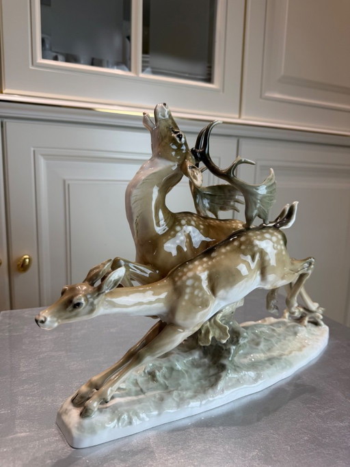 Karl Tutter – Large group of fallow deer – Lorenz Hutschenreuther Selb – Art Department