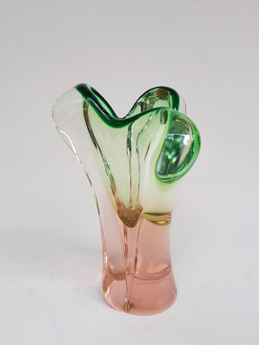 Vase en verre d'art tchèque Josef Hospodka pour Chrisbska