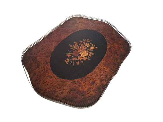 Antieke bijzettafel met ingelegd bovenblad bloemenmotief afm.70x51cm en 61cm hoog. – Metal, Wood (photo 4 of 5)