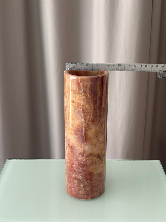 Vase vintage élégant sculpté dans du marbre onyx naturel massif – Marble (photo 10 of 10)