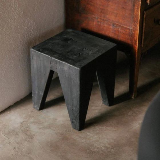 SURAT NIEDRIGER HOLZHOCKER – Rustic (photo 3 of 3)