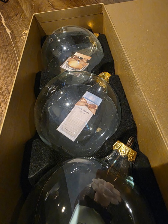 Image 1 of Boules de Noël Dolce & Gabbana – Coffret de luxe de 3 boules dans leur boîte d'origine – Édition collector rare