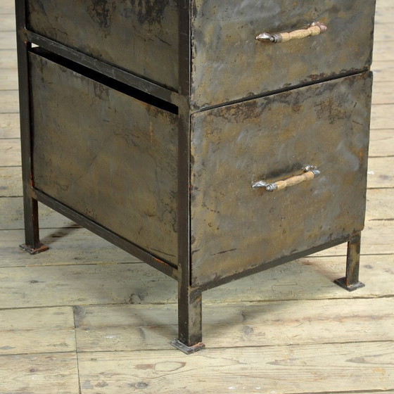 Industriële ladekast, circa 1950 – Ladekasten, Metal, Wood (photo 6 of 9)