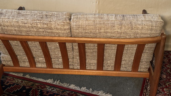 Image 1 of Zwei Deens-Designbanken aus der Mitte des Jahrhunderts 