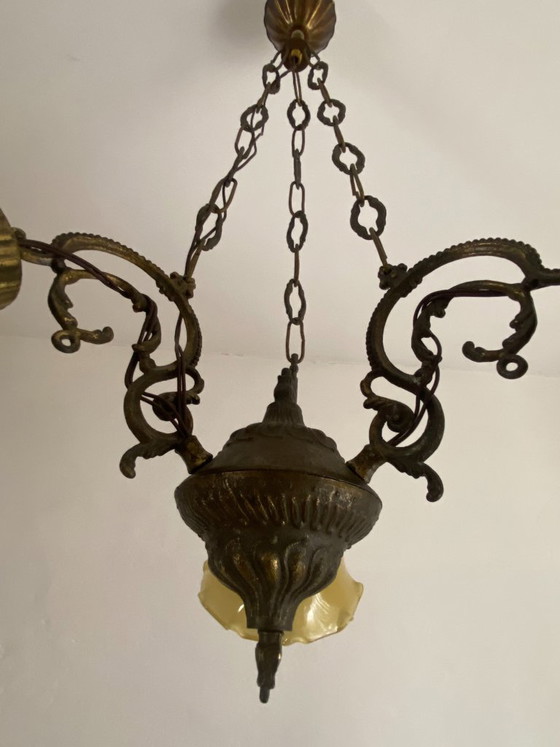Vintage Joegoslavische kroonluchter met 3 lampen en opaalglas, jaren 60-70. – Metal (photo 2 of 11)