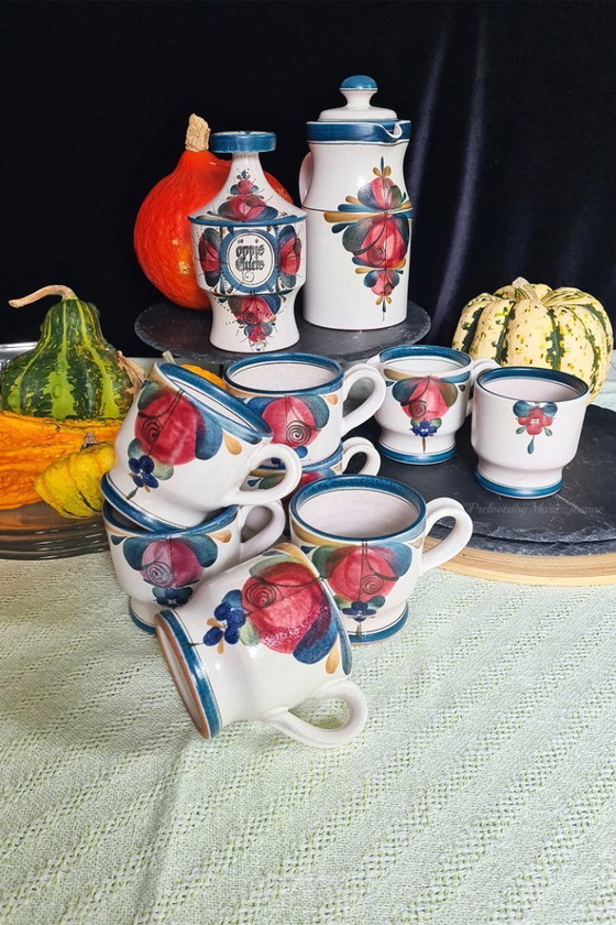 Image 1 of Bellissimo set da caffè in ceramica LUZERNER, con motivi floreali dipinti a mano.