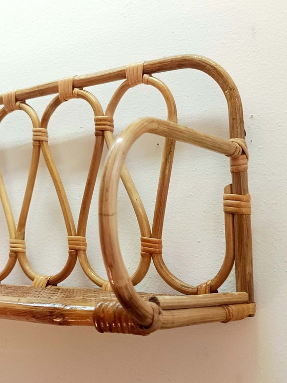 Scaffale vintage in rattan 1970 – Decorazioni murali (photo 8 of 8)