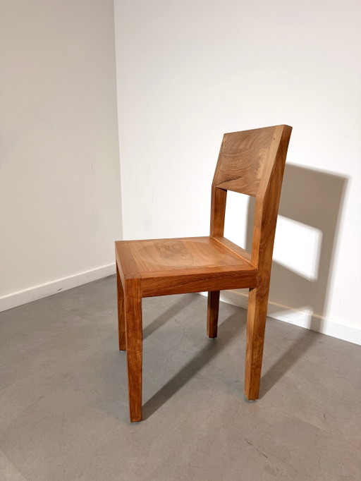 Set mit 6 Esszimmerstühlen aus massivem Teakholz