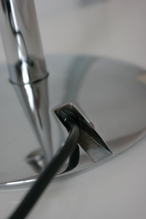 Image 1 of Philippe Starck, lampada 'ARA', metallo cromato lucido (FLOS, Italia).