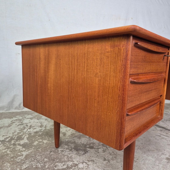 Image 1 of Svend Aage Madsen Falster bureau danois vintage des années 1960 en teck