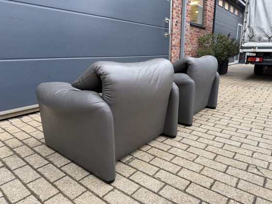 Image 1 of 2x Cassina Maralunga 1z origineel Anthraciet grijs Topstaat!